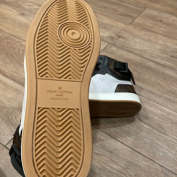 Louis Vuitton- Rivoli Sneaker Boot - Picture 5 of 9